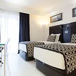Boutique 3*